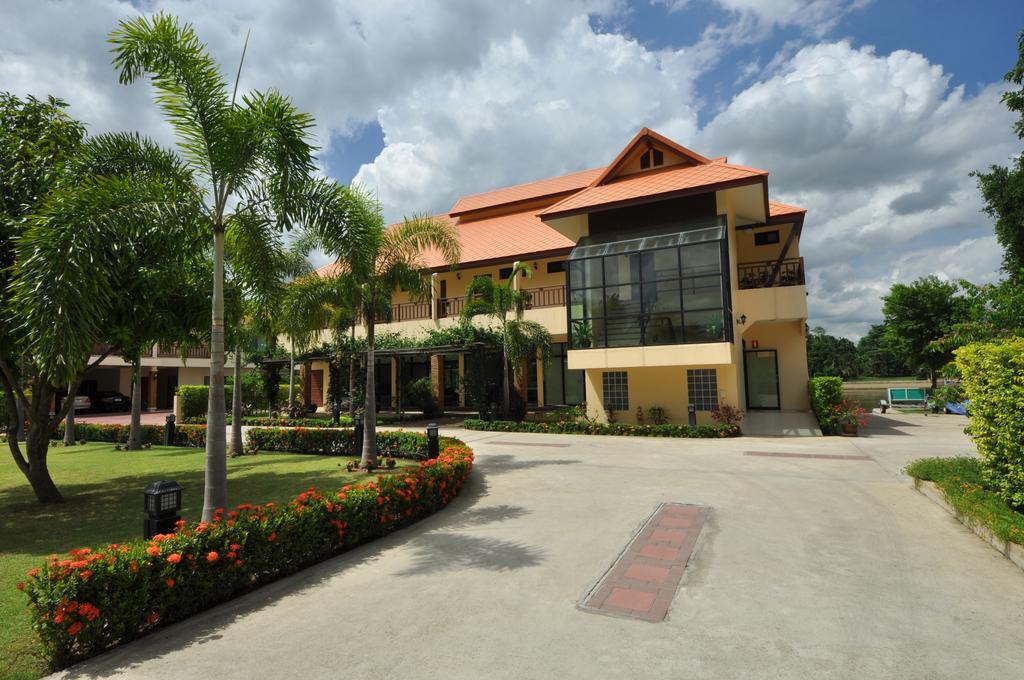 Maeklong Marina Resort Ratchaburi Екстер'єр фото